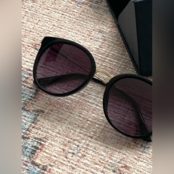 ELLE - sunglasses - Picture 9 of 9